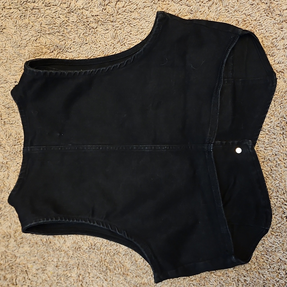 Love Tree Denim Black Cropped Vest - Picture 8 of 10